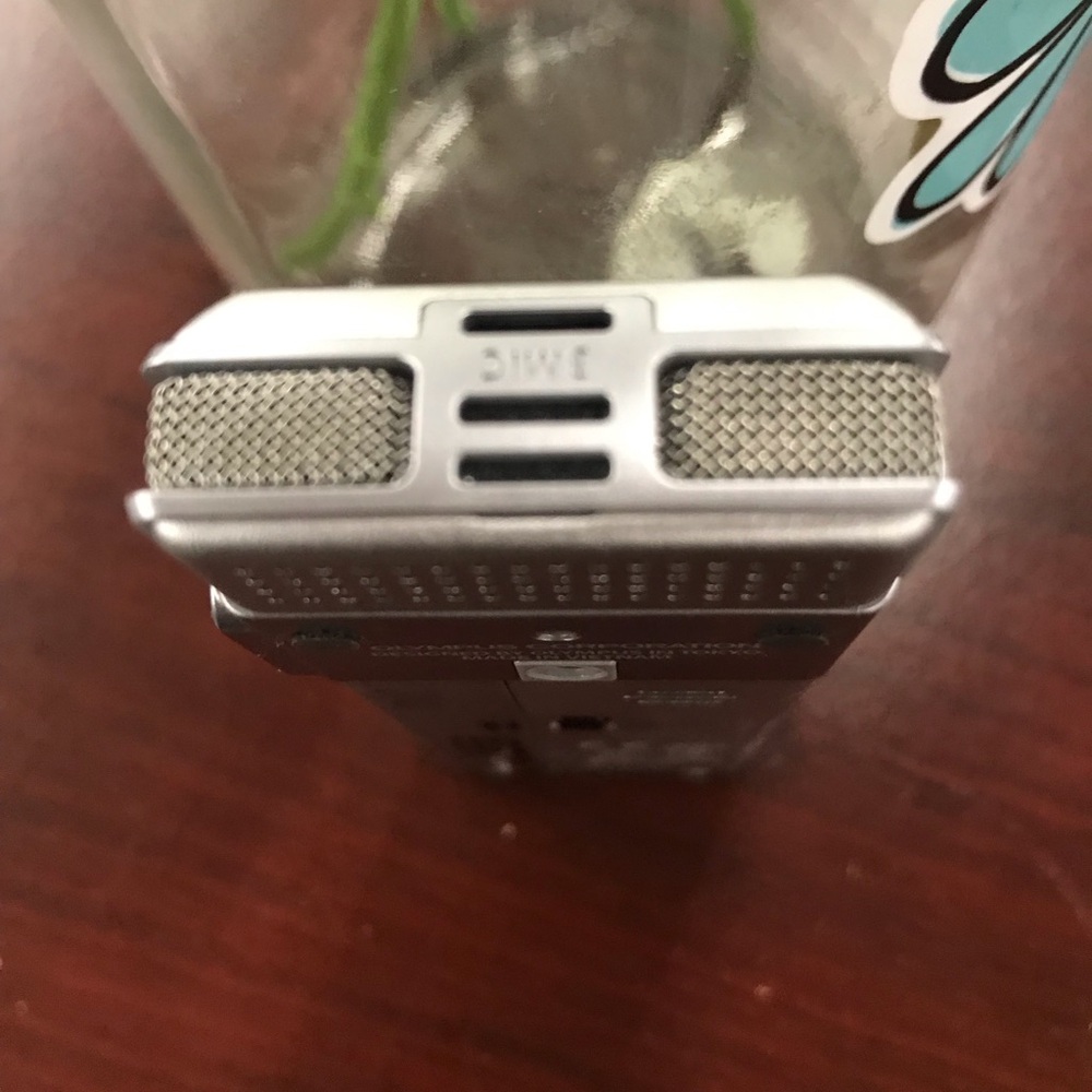 Olympus Digital voice recorder DM-720 - Picture 2 of 7